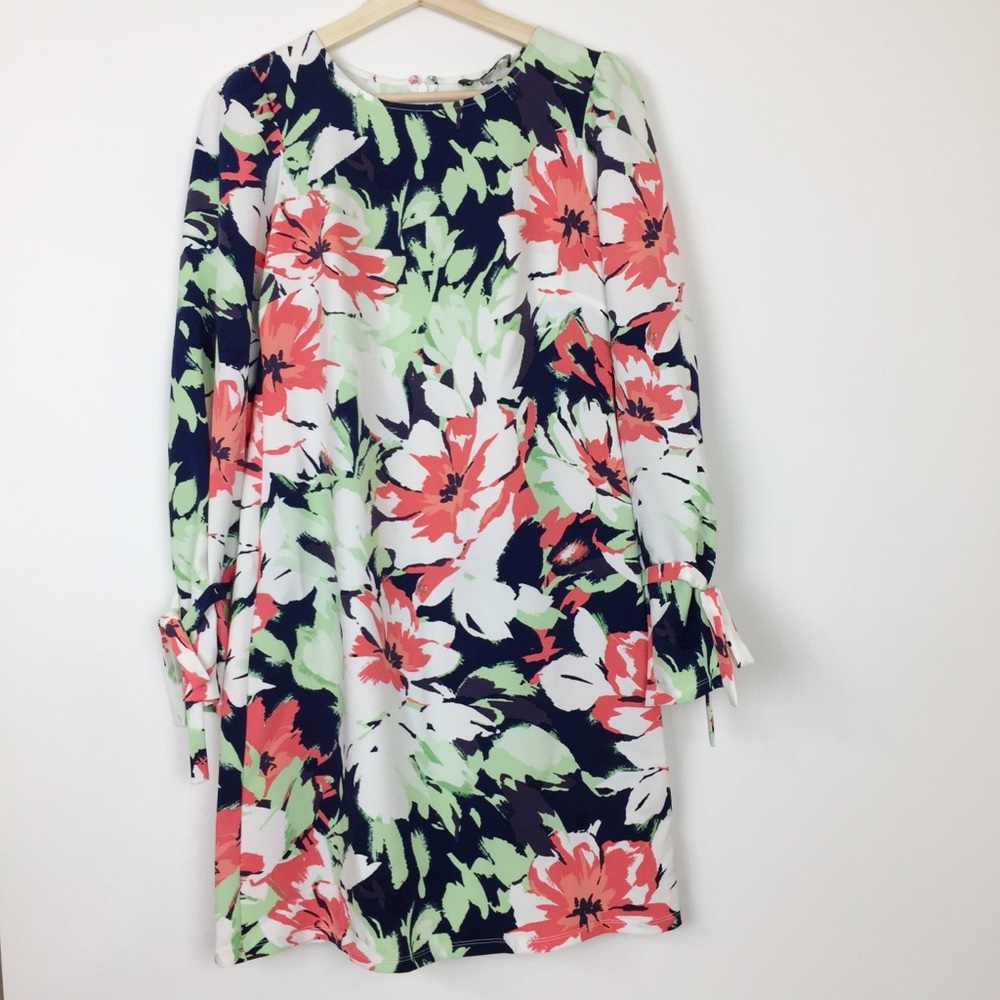 Nine West Long Sleeve Puff Printed T-Shirt Dress - Picture 6 of 8